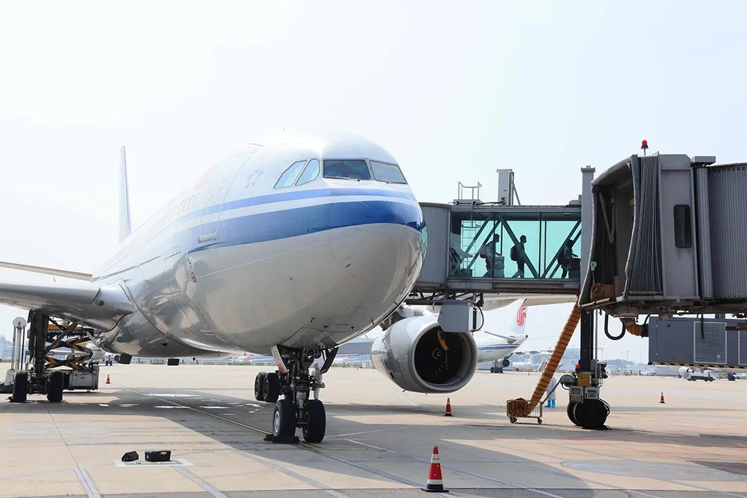執(zhí)行了多個(gè)北京首都機(jī)場(chǎng)至日本東京成田機(jī)場(chǎng)之間的往返航班
-挪威空運(yùn)