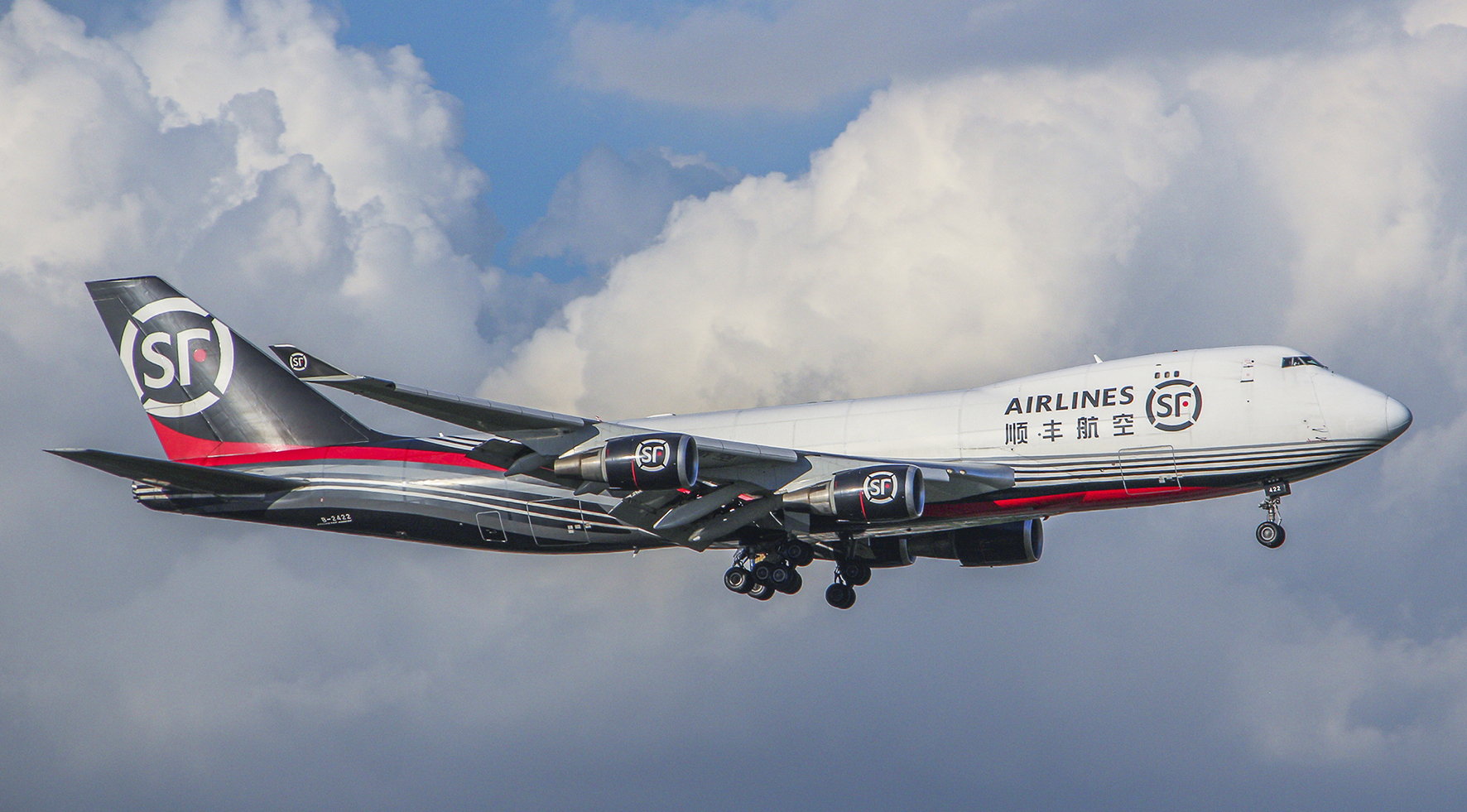 中國貨運航空 B747-4F 中国貨運航空 Boeing 747-400 B-2428 香港国際空港 航空フォト