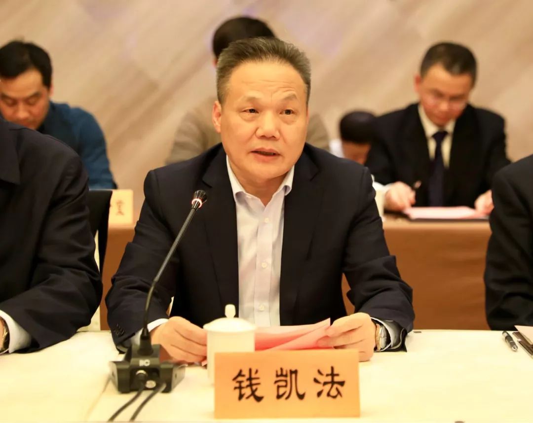 东部机场集团与扬州市政府泰州市政府签署推动民航高质