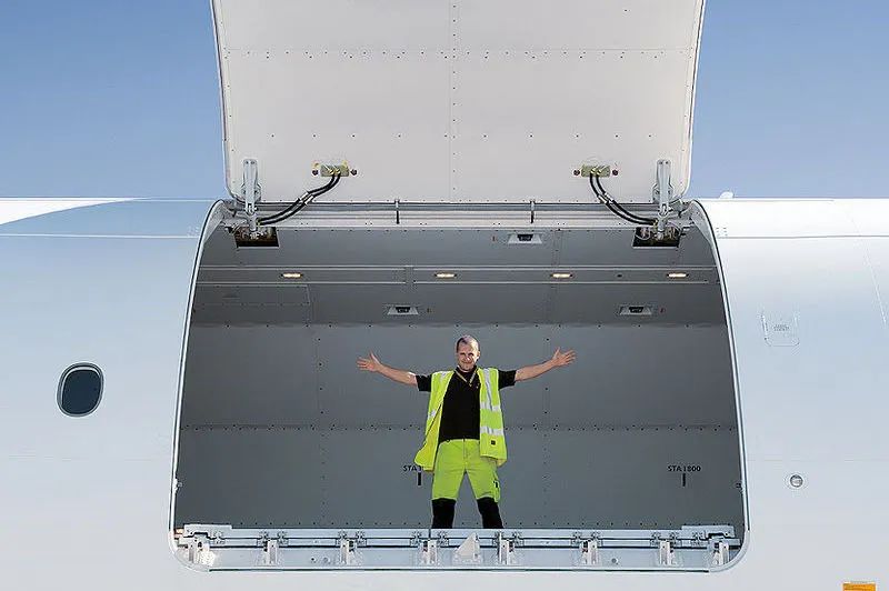 拉货,挣钱!聊聊各航司临危受命的"客改货"