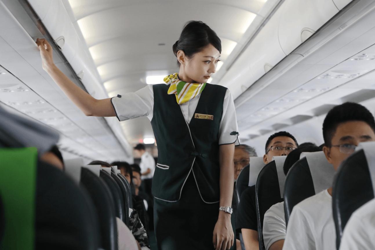 服务两岸担使命 情系台乘助梦飞 中国航协会员单位台籍乘务员服务与