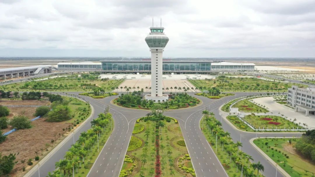 中国企业承建的安哥拉内图博士国际机场正式启用